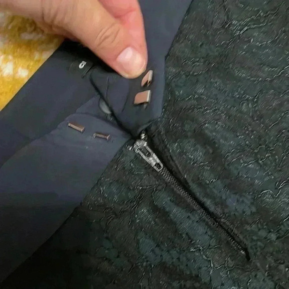 Club Monaco Gabriella lace black pants 2 NWT - Picture 5 of 5